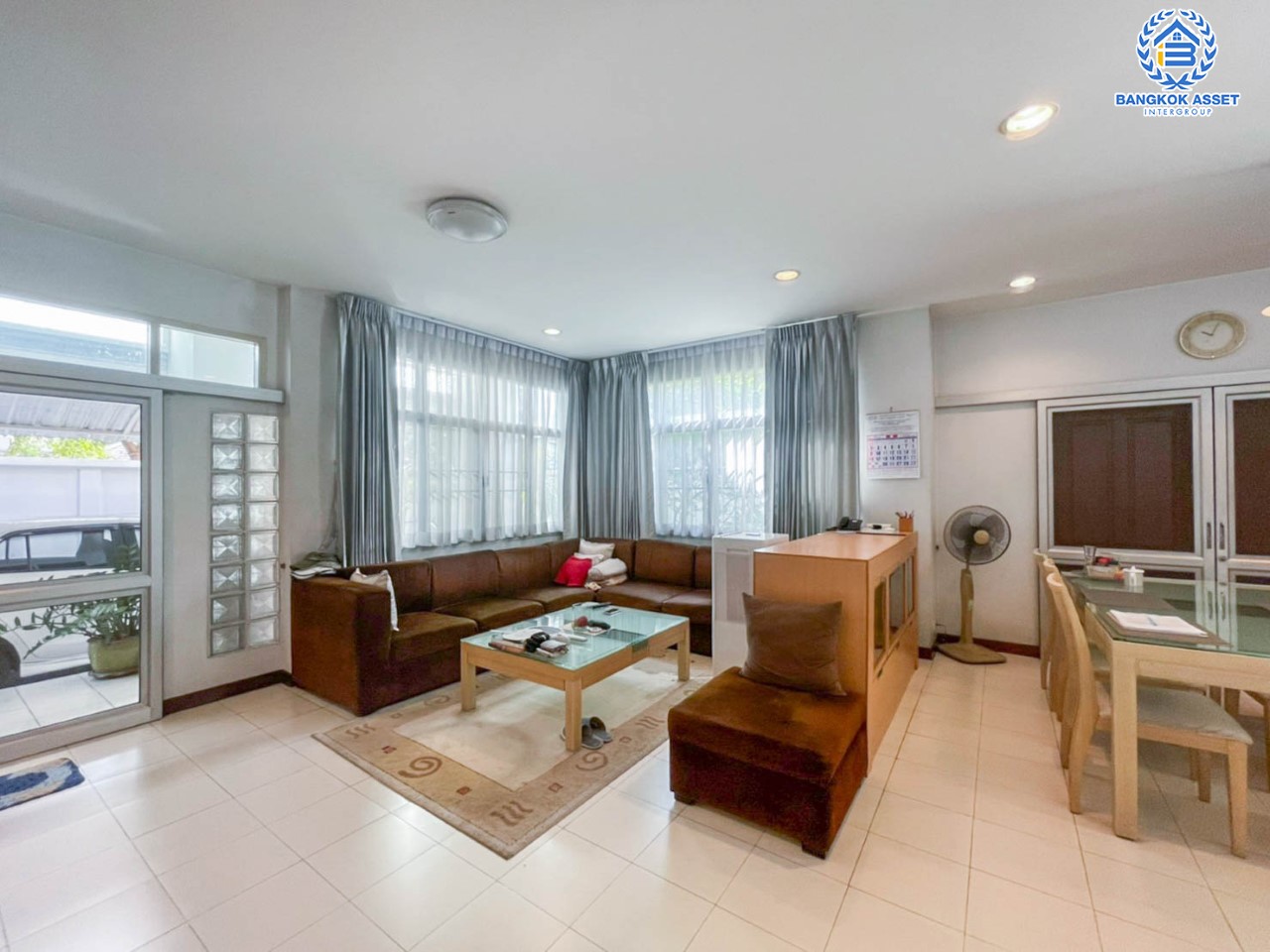 *****บ้านเดี่ยวมือสอง ซอยนาคนิวาส37 หลังใหญ่ เนื้อที่ 99 ตร.ว. ฟังก์ชัน 4 ห้องนอน 3 ห้องน้ำ 3 ที่จอดรถ บนทำเลใจกลางเมือง! เชื่อมต่อทั้ง ถ.ประเสริฐมนูญกิจ, ถ.ลาดพร้าว, ถ.รามอินทรา ใกล้ The Walk เกษตรนวมินทร์, ทางด่วน"ฉลองรัช"